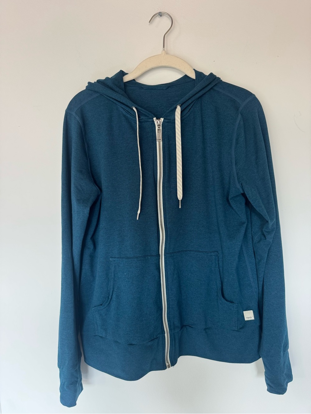 Vuori Women's Halo Performance 2.0 Hoodie cosmo heather